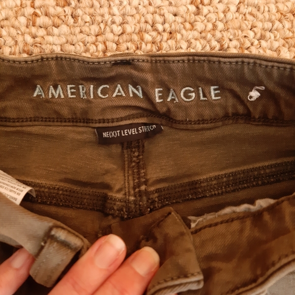 American Eagle Distressed Curvy Super Hi Rise Jegging Jeans size 4 - Picture 11 of 16